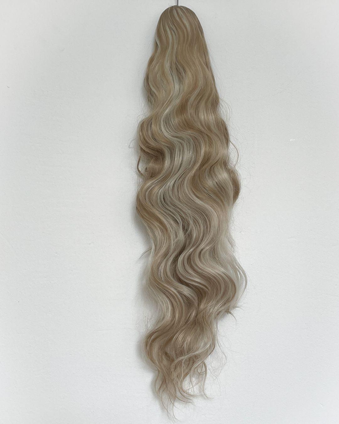 "ISADISA" - 70cm lockigt - TizweHair